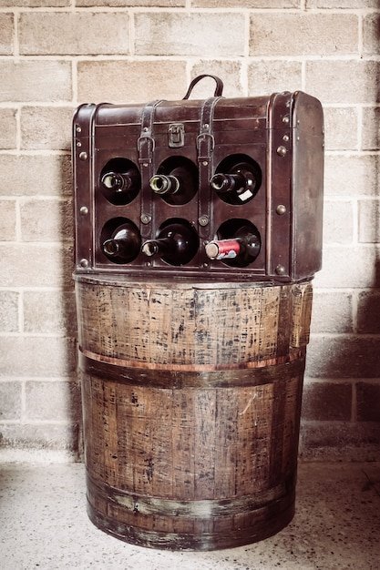 Zivania Nedir? Kıbrıs'ın Milli İçkisi ve 2026 Fiyatları