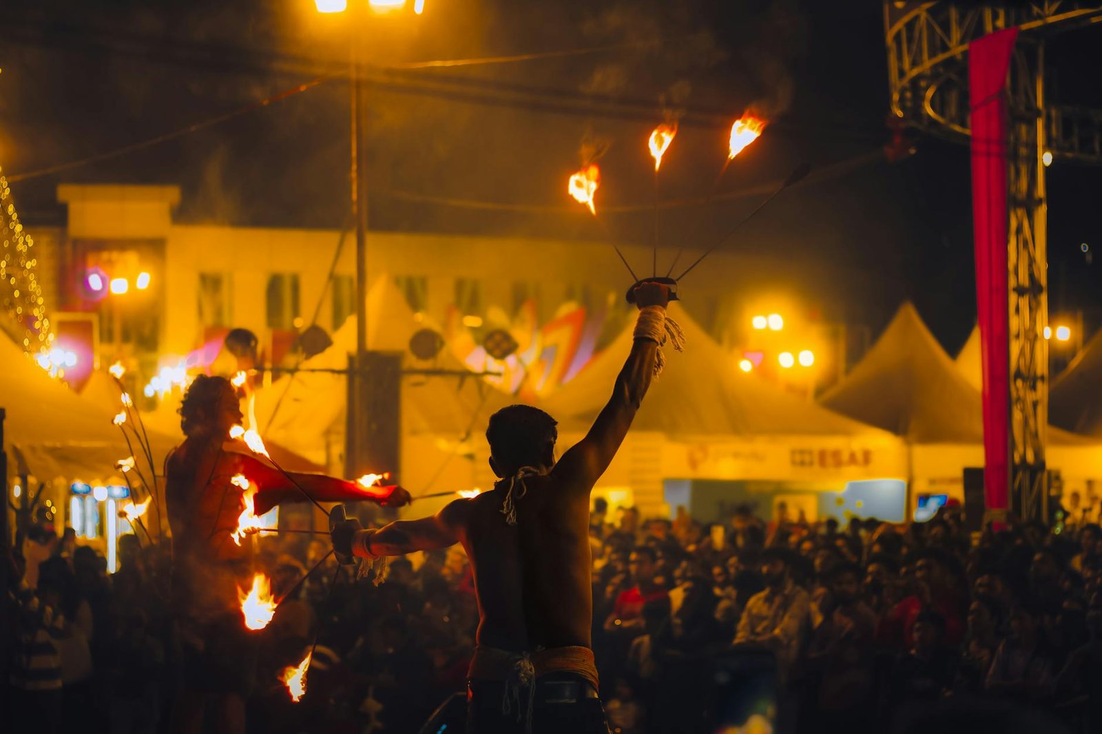 Kıbrıs Üniversitesine Yakın Gece Kulupleri Galeri