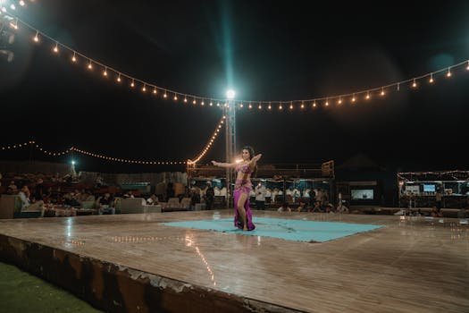 Nuh'un Gemisi Otele Yakın Gece Kulüpleri Galeri
