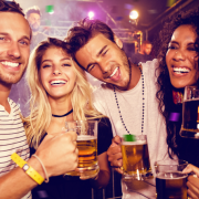 Jasmine Court Oteline Yakın Gece Kulupleri